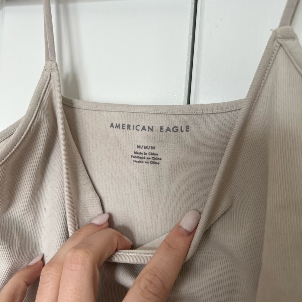 aeo | basic tank - Picture 3 of 5